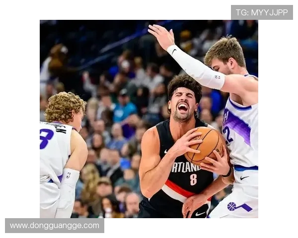 开拓者经历极端反差上场失157分本场仅失77分创历史最大差值